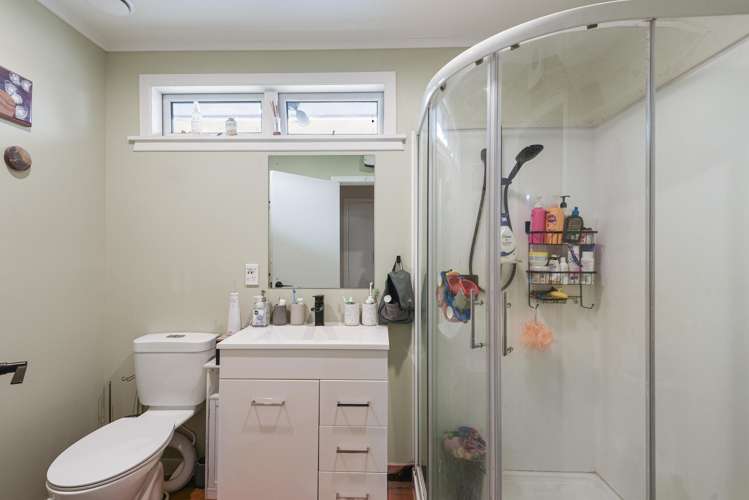 11 Glenfield Road Owhata_5