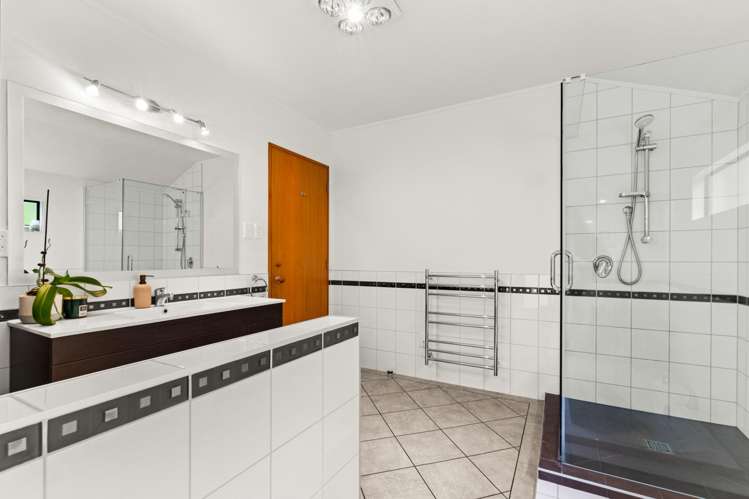 16A Churchill Drive Taradale_19
