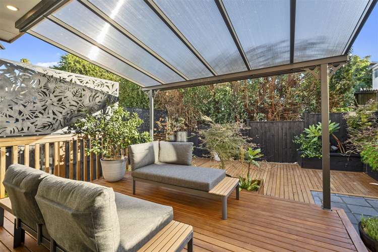 42 Seafarer Crescent Stanmore Bay_18