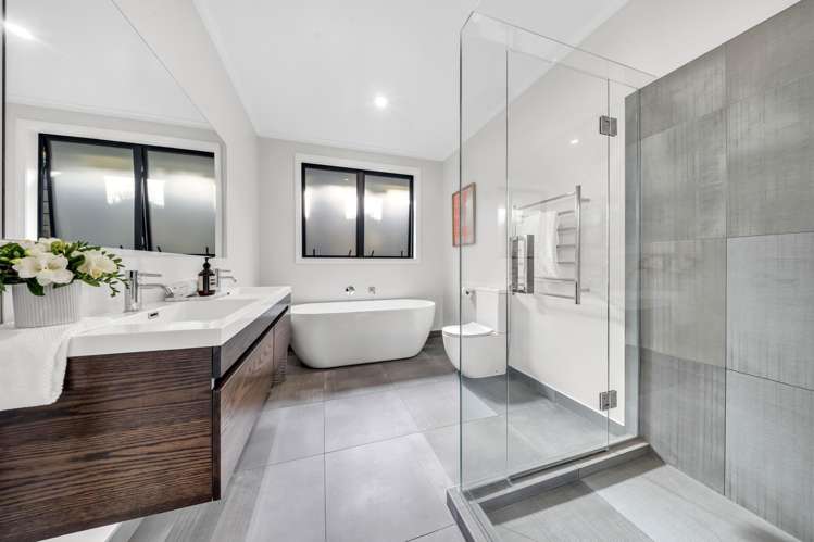 226 Whitford Road Whitford_22