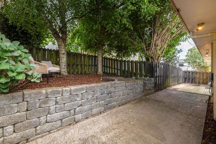 1/44 Barbados Drive Unsworth Heights_17