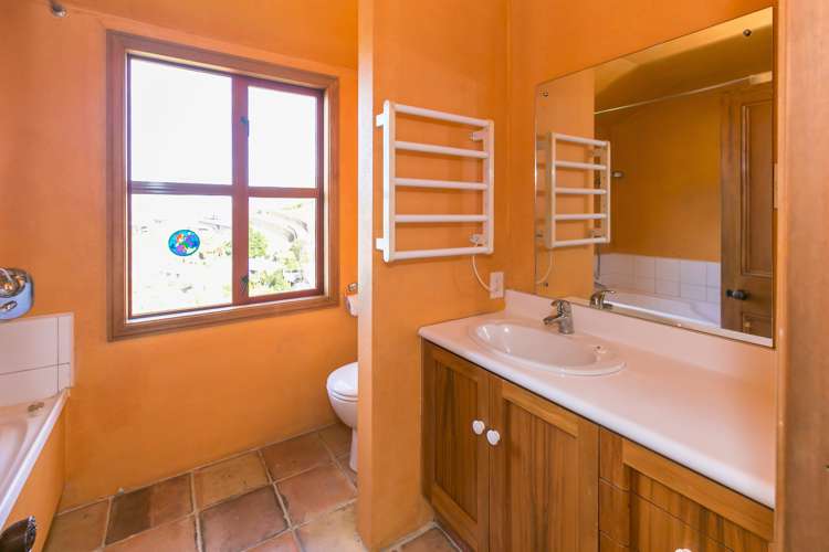 10 Harmans Road Lyttelton_16