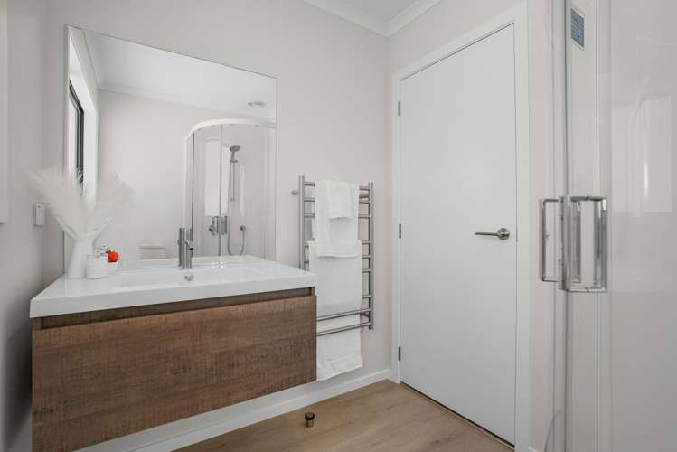 2/62 Bledisloe Crescent Wainuiomata_14