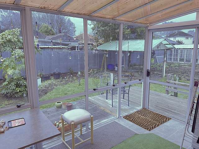 369 Ilam Road Bryndwr_3