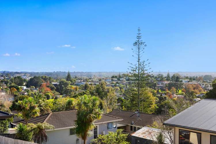 40C Leo Street Glen Eden_14