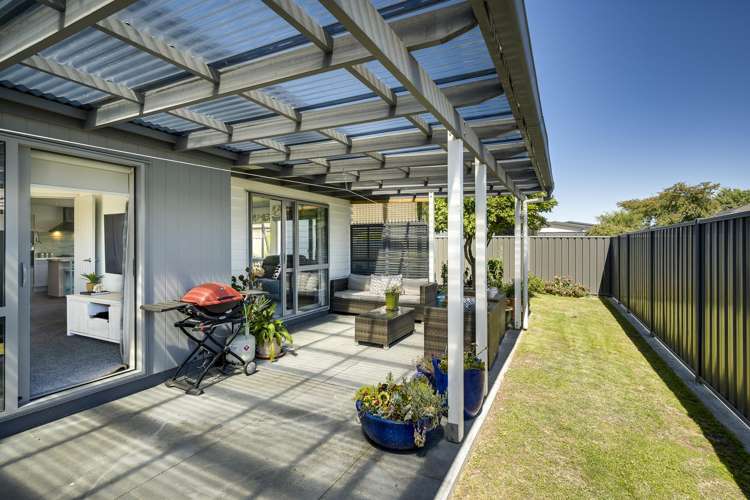 16 Begley Place Frimley_16