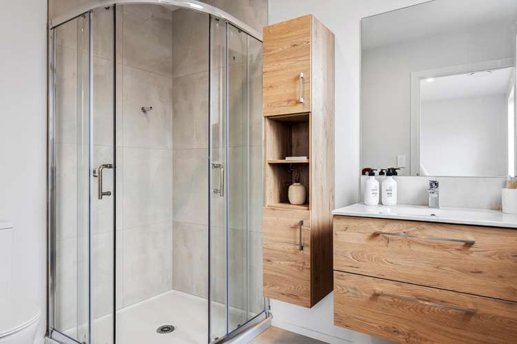 18 Plover Avenue Amberley_10