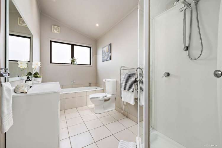 17 Bay Vista Drive Red Beach_19