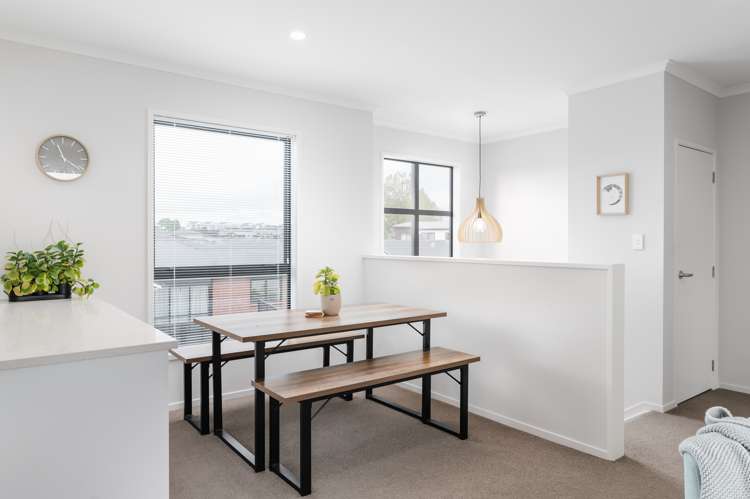 8/37 North Ridge Drive Rototuna North_2