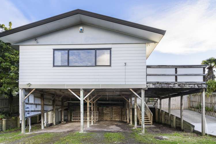 4 Lowell Place Massey_13