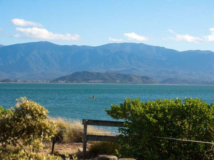 6 Peninsula Road Takaka_22