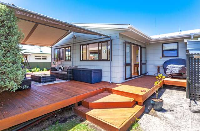 20 Hornsea Road Tairua_2