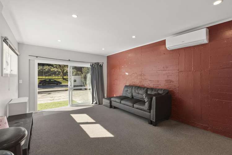 147 Happy Valley Road Owhiro Bay_11