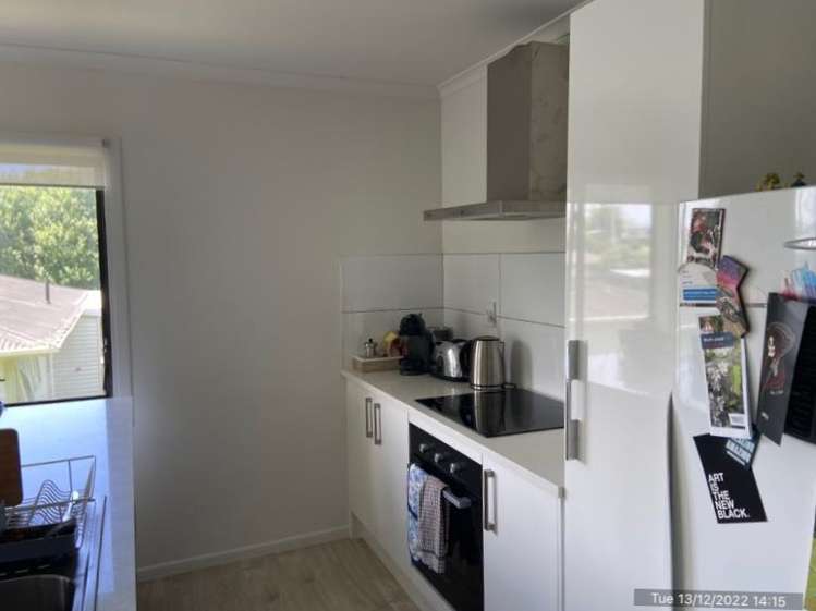 11 Kelwyn Road Kelston_3