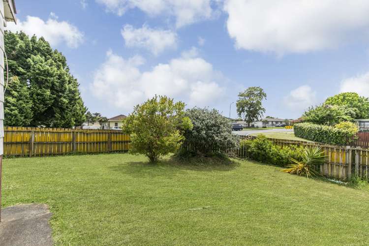 2/60 Moncrieff Avenue Clendon Park_10