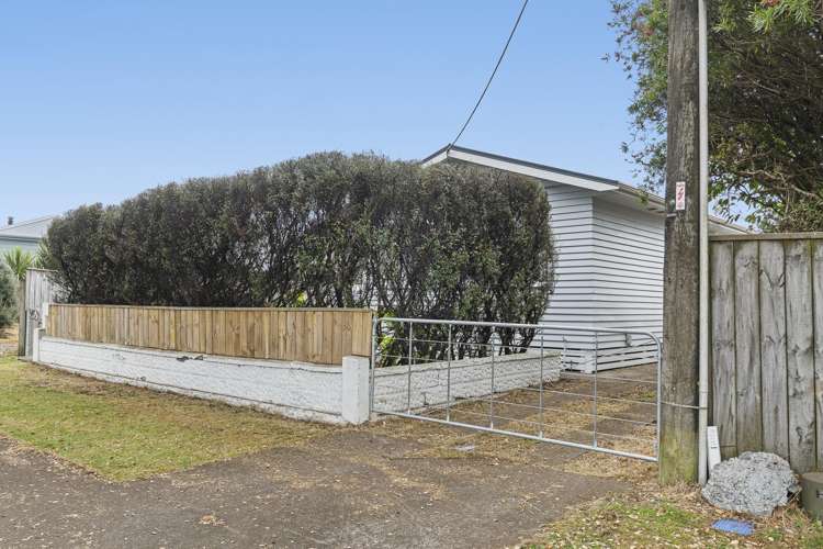 102 Centennial Avenue Waitara_23