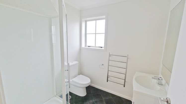 1 Chiefs Court Hamilton East_9