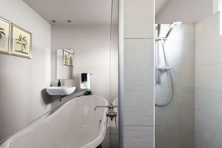 54 Rochfort Road Havelock North_19