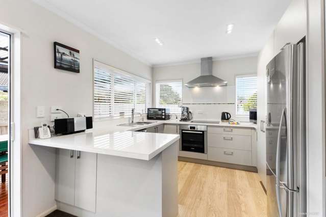 18a Doment Crescent Orewa_4