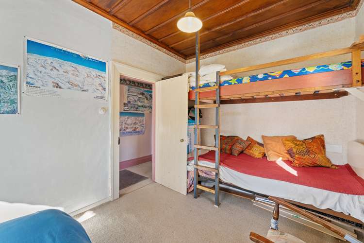 8 Arawa Street Ohakune_12