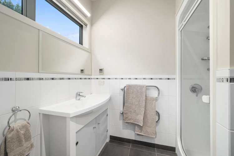 12 Linden Place Matipo Heights_15