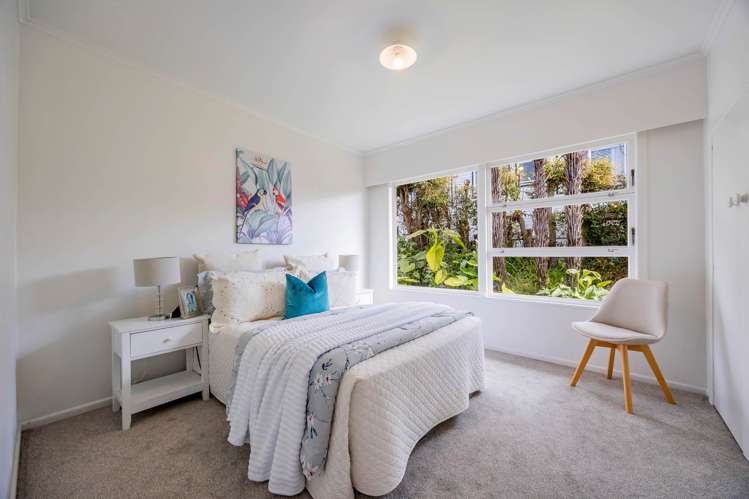 1/221 Wairau Road Totara Vale_14