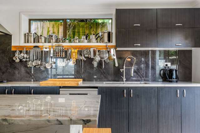 1/1 Sharon Road Browns Bay_3