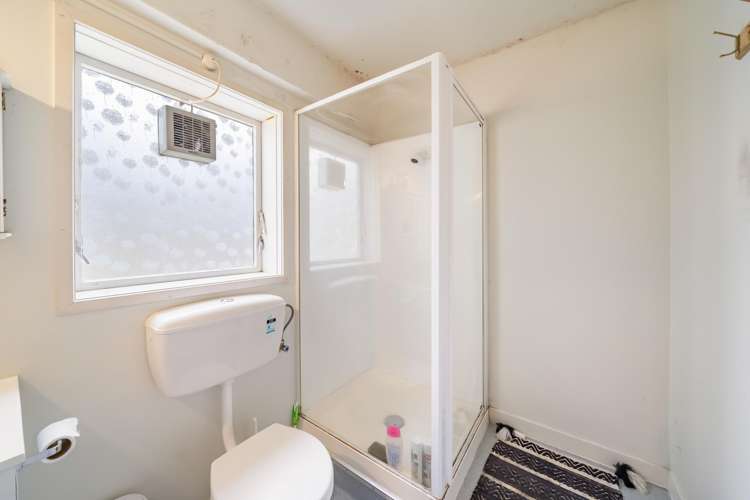 1/21 Britannia Street Petone_6