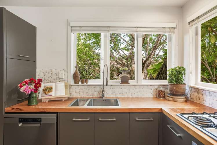 37 Haruru Falls Road Paihia_5