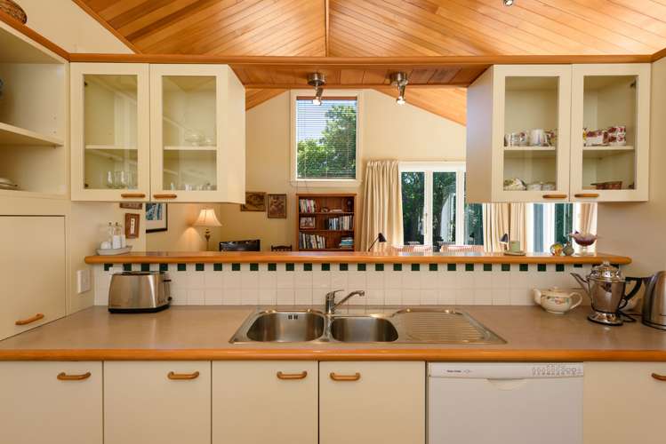 10 Lancaster Street Karori_13