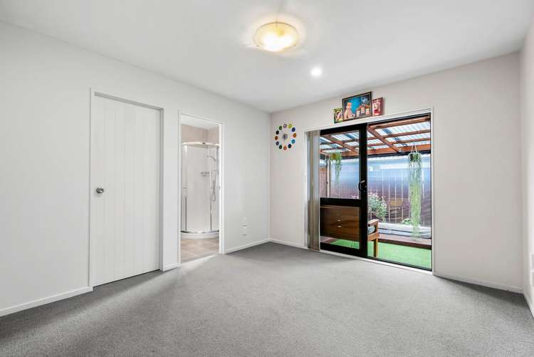 8 Sai Street Flat Bush_12