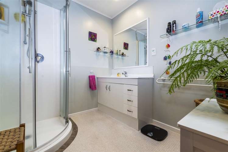 127c Ranolf Street Glenholme_14