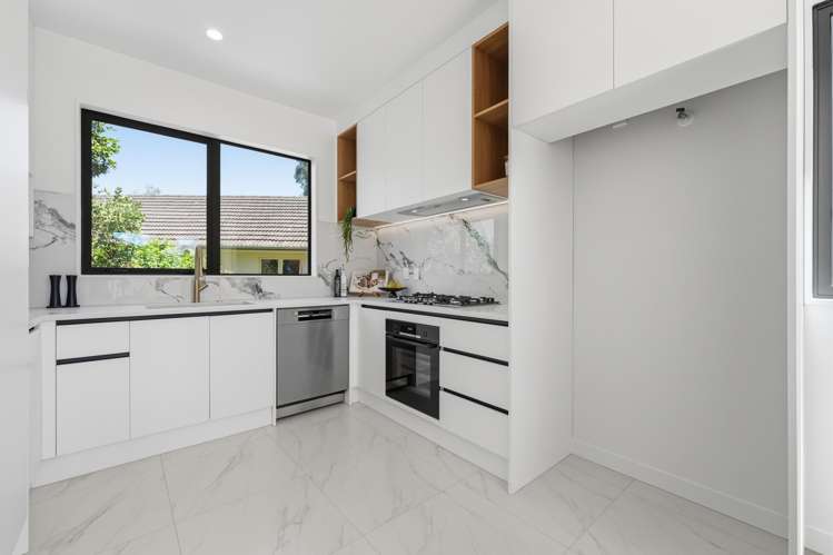 7B September Place Forrest Hill_2