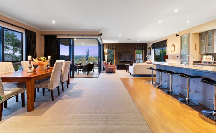 664a Ridge Road Riverhead_6