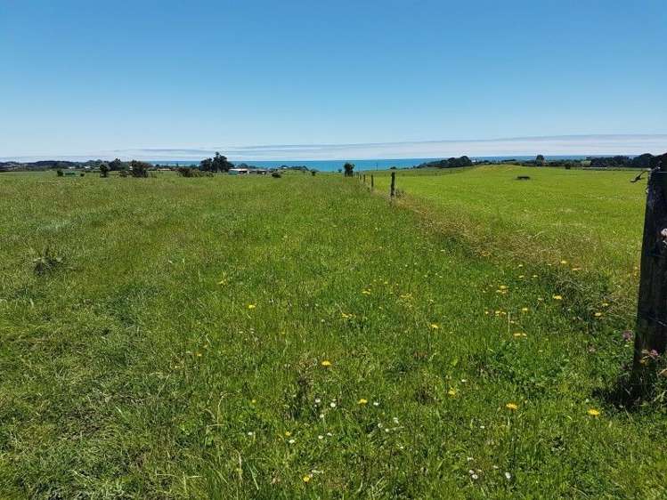 80 Koru Road Omata_35