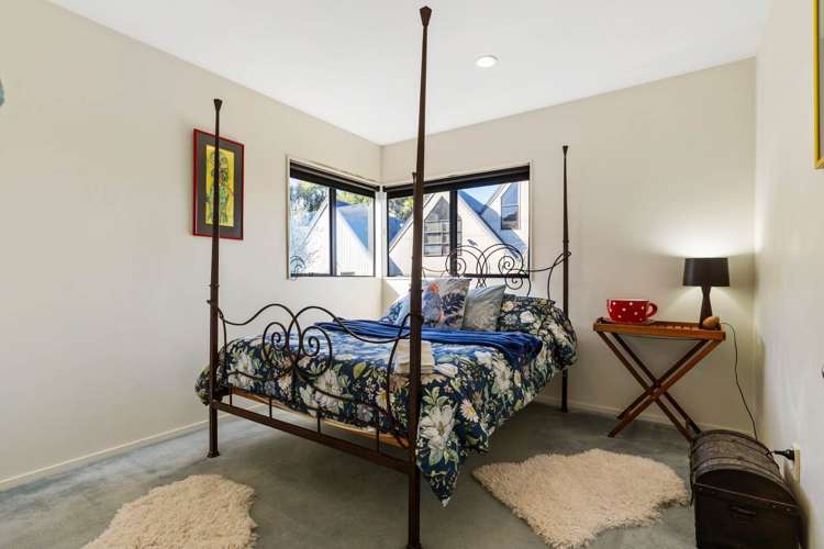 24 Bush View Lane Northcote_16