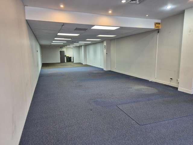24 Delta Avenue New Lynn_1