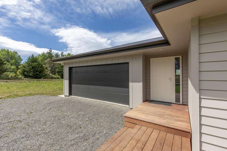 300 White Road Otane_6