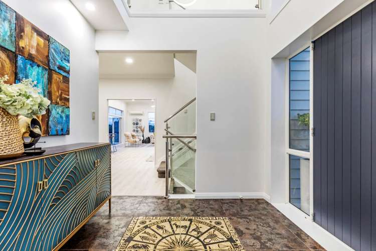 16 Zara Court Windsor Park_43