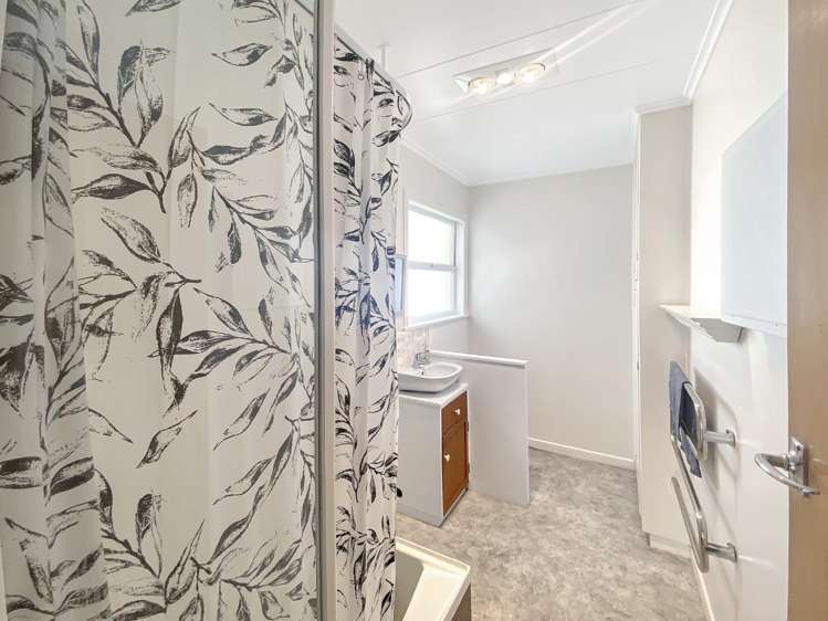 1/30 Guyton Street 1235_10