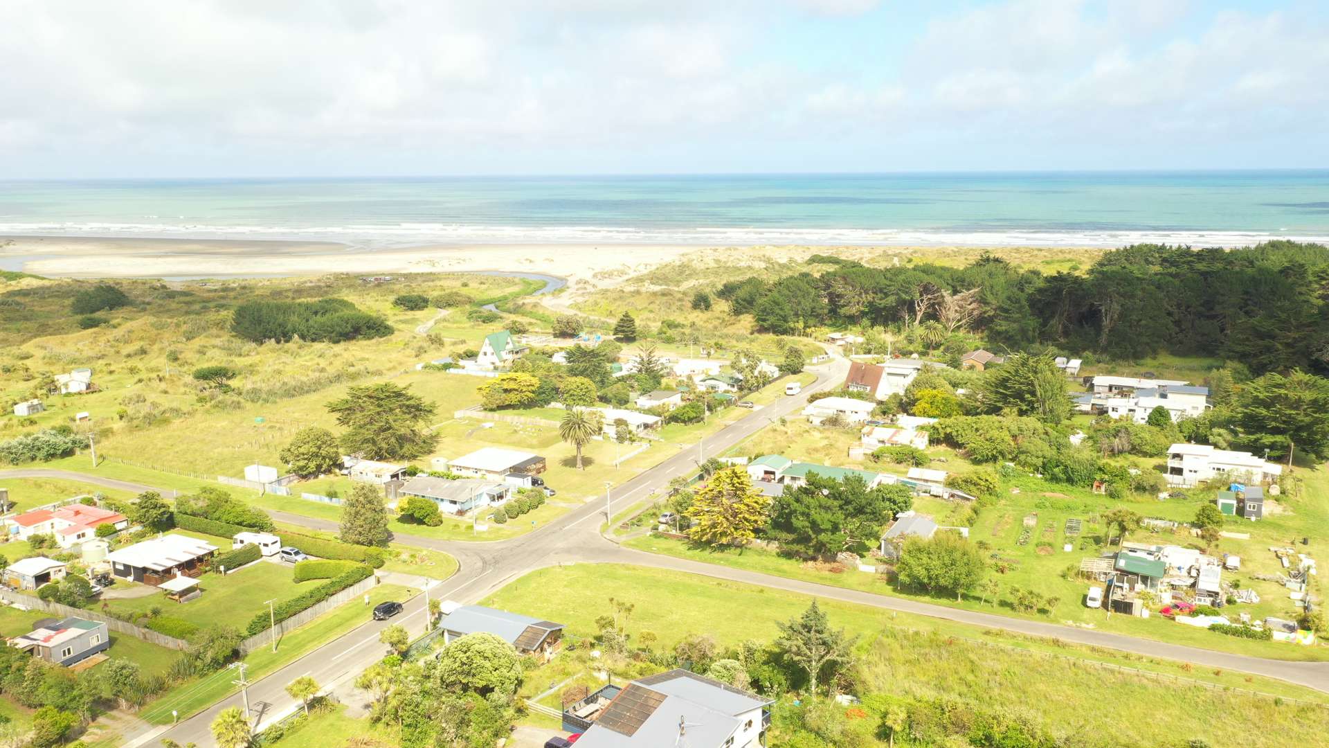 19 Muaupoko Street Hokio Beach_0