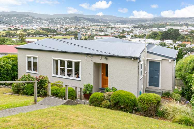 51 Kinghorne Street Strathmore Park_17