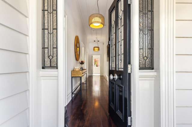 Front E/9 Henley Road 1728_2