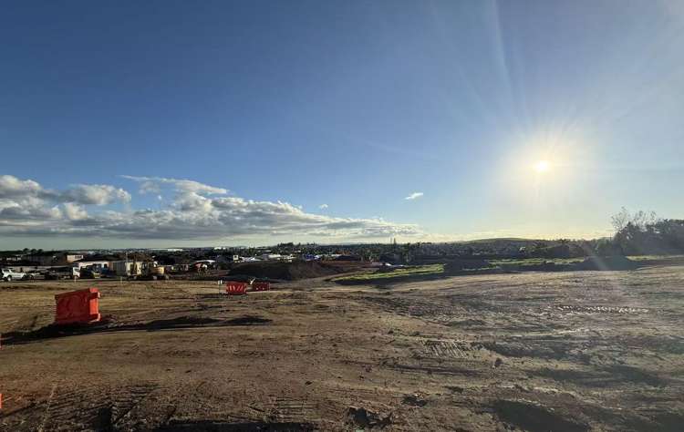 Lot 2/77, 81, 85 Gracechurch Drive Dannemora_7