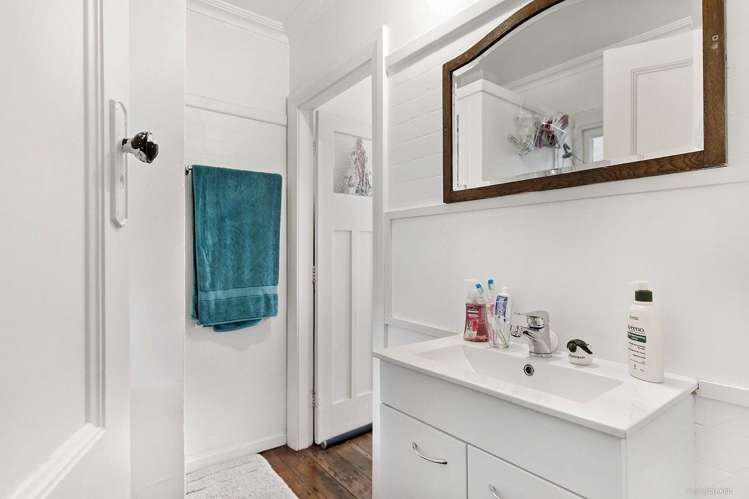 4/57 Hawker Street Mount Victoria_16