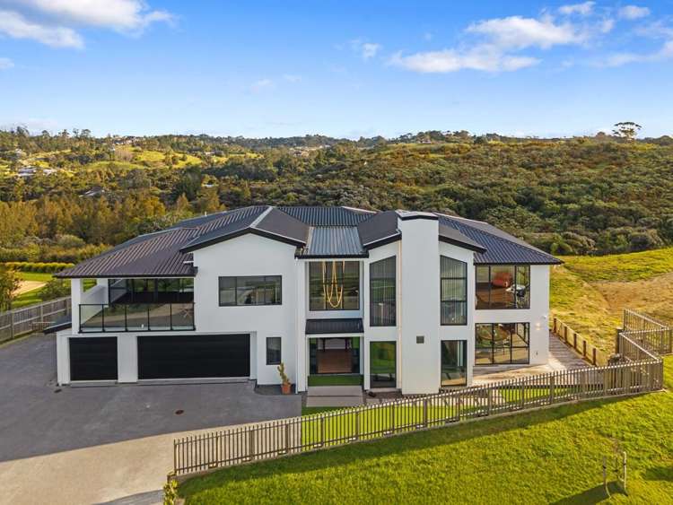 8 Ridgelea Road Long Bay_20