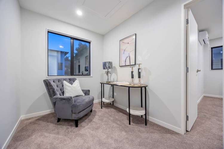 27A Kyle Road Greenhithe_23