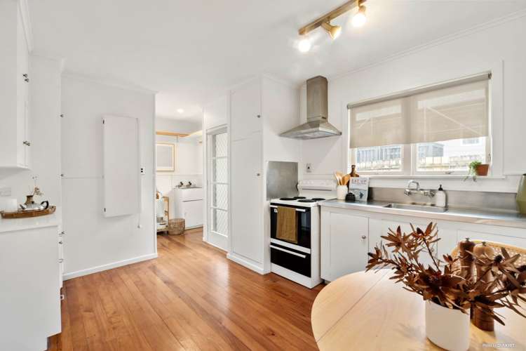 3/3 Walsall Street Avondale_5