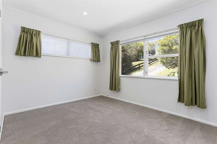 13 Ragley Street Titirangi_9