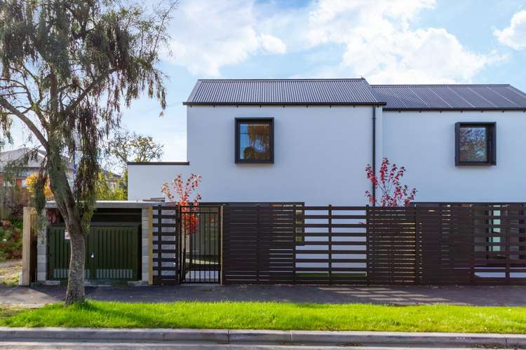 2/55 Opawa Road_0